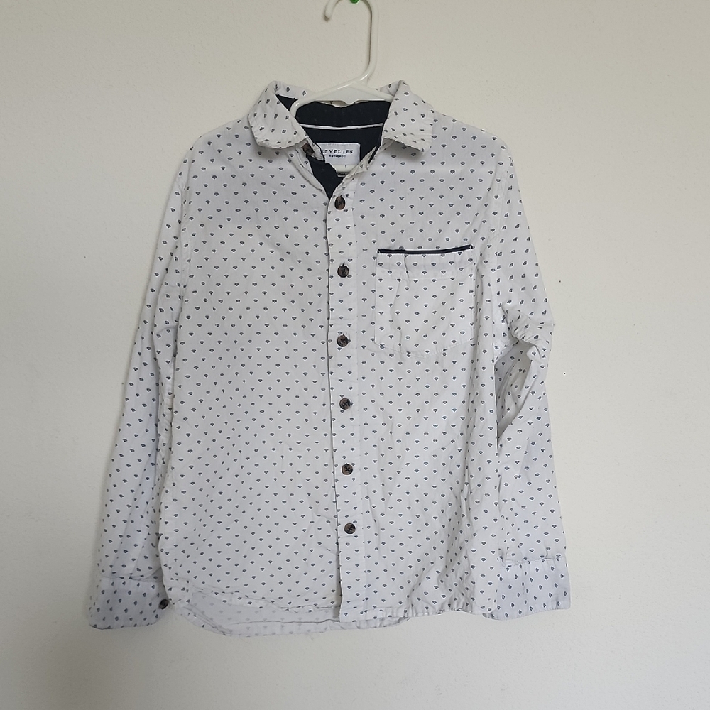 Level Ten White and Black Casual Button Down Shirt